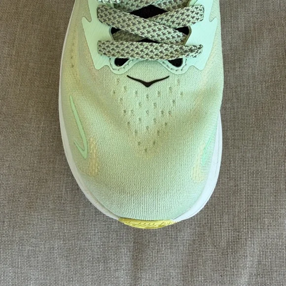 Hoka Clifton 10 Running Shoes Sz 10 Green Sneakers - Picture 10 of 16